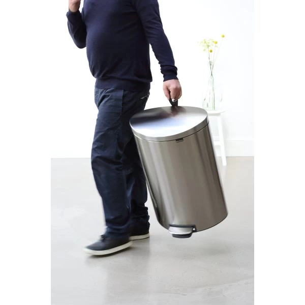 Brabantia Flatback Pedalspand | 40 L | Hvid 11 Brabantia Flatback Pedalspand | 40 L | Hvid - Billede 9