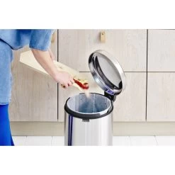 Brabantia NewIcon Pedalspand | 20 L | Mat Stål -Rengøringsekspert brabantia newicon pedalspand 20 l matt steel 8