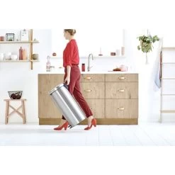 Brabantia NewIcon Pedalspand | 30 L | Mat Stål -Rengøringsekspert brabantia newicon pedalspand 30 l matt steel 9
