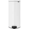 Brabantia NewIcon Pedalspand | 30 L | Metal Hvid -Rengøringsekspert brabantia newicon pedalspand 30 l metal hvid