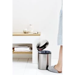 Brabantia NewIcon Pedalspand | 5 L | Mat Stål -Rengøringsekspert brabantia newicon pedalspand 5 l matt steel 7