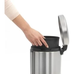 Brabantia NewIcon Pedalspand | 5 L | Hvid -Rengøringsekspert brabantia newicon pedalspand 5 l white 6